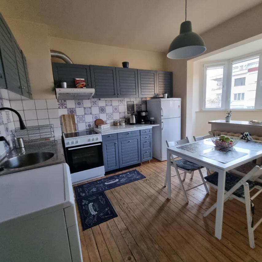 Spacious 3 Bedroom Apartment, Close To Metro Station Szófia Kültér fotó