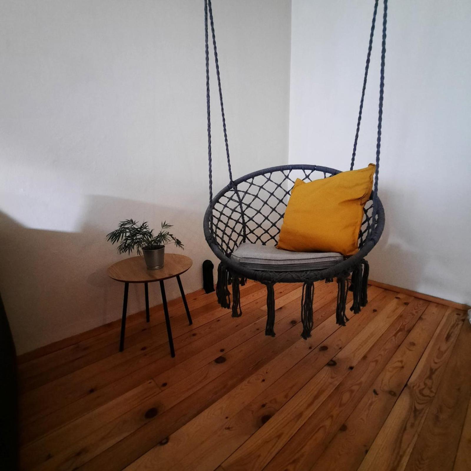 Spacious 3 Bedroom Apartment, Close To Metro Station Szófia Kültér fotó